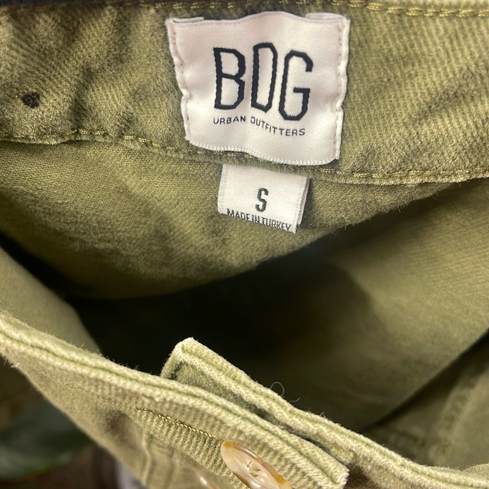 BDG green cargo skirt